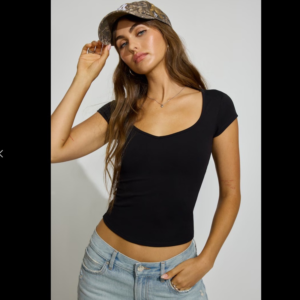 Garage - Sleek Sweetheart T-Shirt